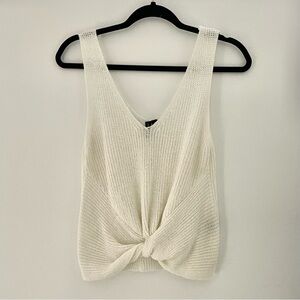 Elegant Moon & Madison White Knit Women's Top